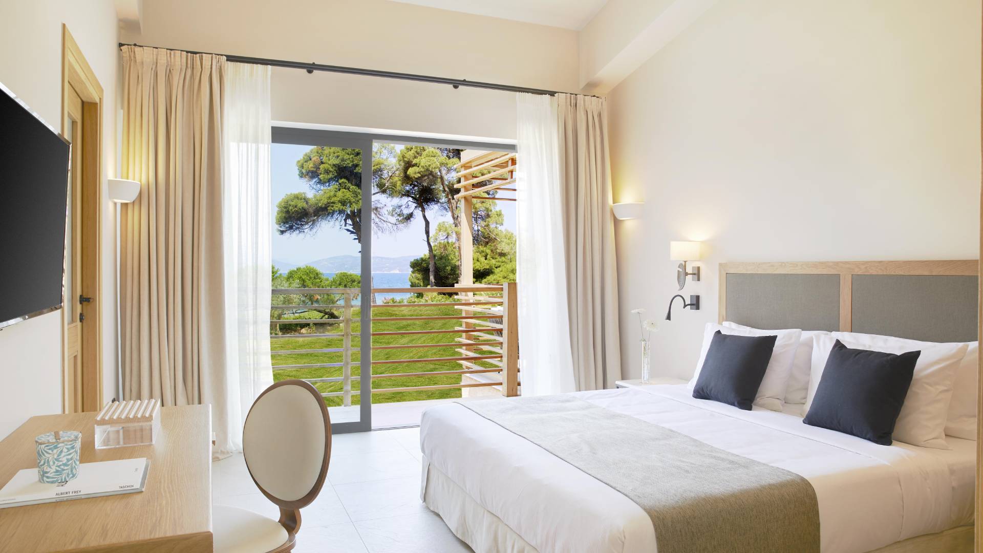 The Swan Villa Bedroom