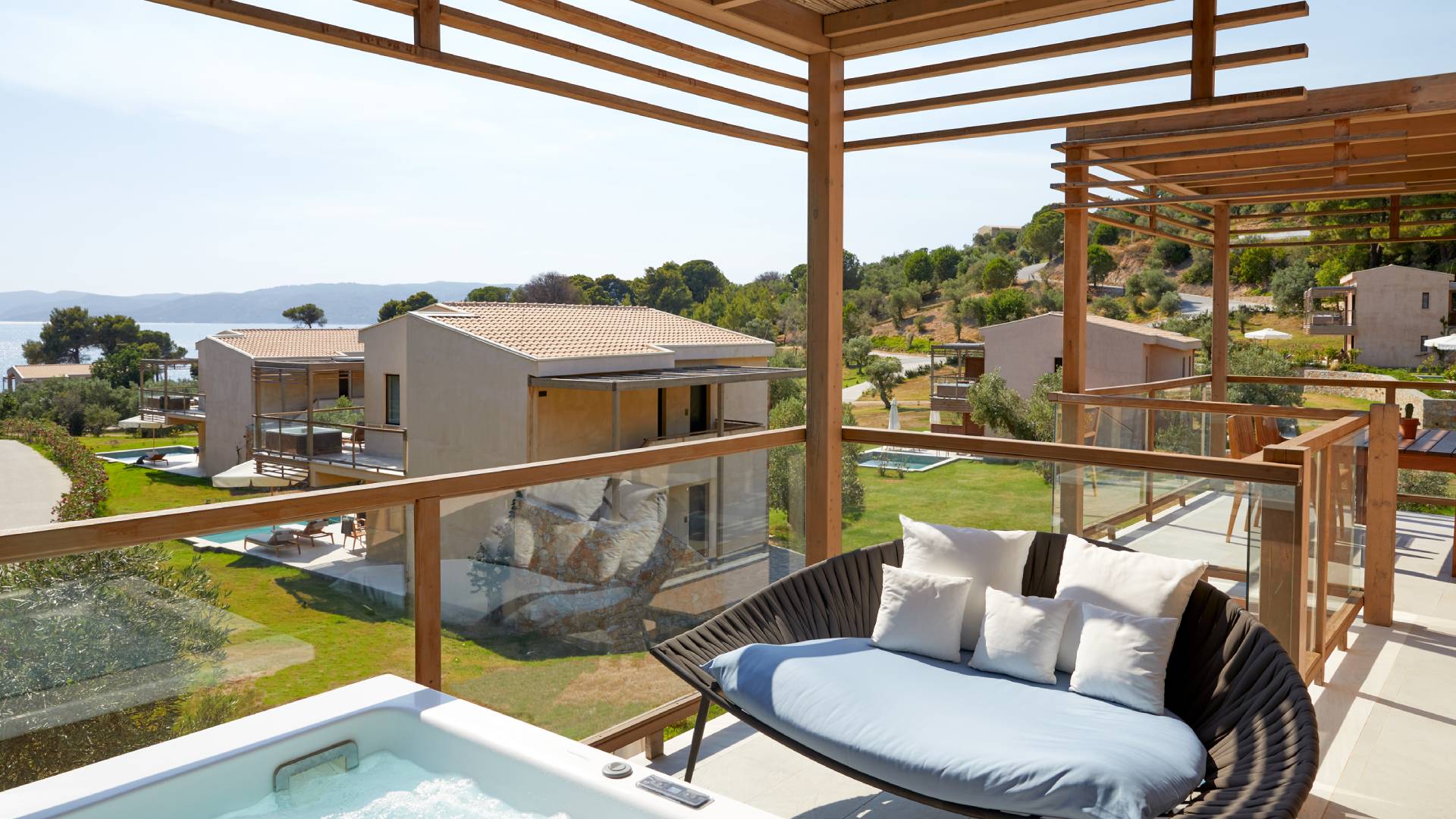 Premium Suite Hot Tub Elivi Skiathos